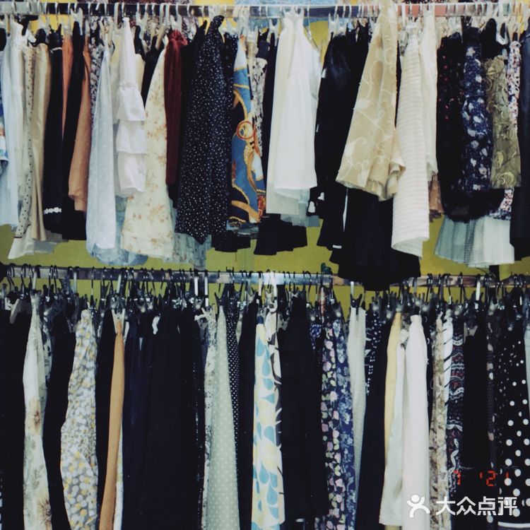 武汉探店｜武汉最大的vintage古着服装批发市场