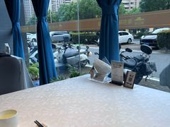 -香山湖家家宴(中山陵店)
