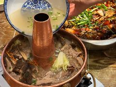-乡土特色.冷锅鱼.牦牛肉汤锅