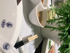 -红鼎豆捞·非遗鲍皇汤火锅(宝丰路店)