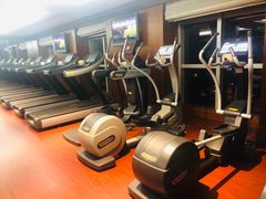 -富力丽思卡尔顿酒店健身中心