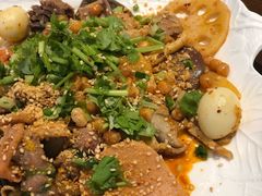 -成都你六姐·牛肉冒菜(城市集市合生汇店)