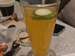 -必胜客(上海新南方商城PH店)
