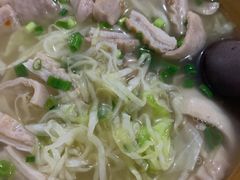 -侯记双流蘸水肥肠(阆中店)