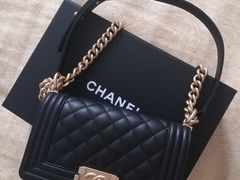 -Chanel(德基广场店)