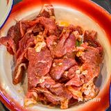 复古风爆棚的烤肉~正宗东北地摊口味