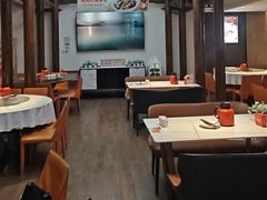 -阿瓦山寨·湘菜现炒·剁椒鱼头王(咸阳总店)