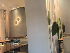 -莲餐厅·湖北菜·潜江小龙虾店(愚园路店)