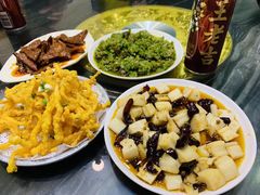 -江湖黑大兔(杨家坪店)