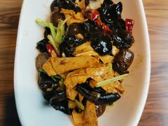 房陵三宝-房陵农家(东亭店)