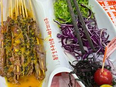 -威记烧嘢·南宁烧烤·超级生牛(绿地店)