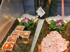 -犇放和牛烤肉·烤榴莲自助(苏宁城市奥莱店)