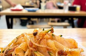Persimmon Sauce Noodles