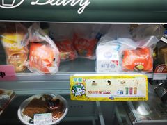 -全家便利店(愚园店)