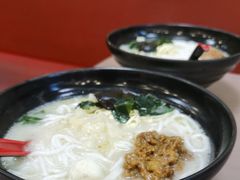 -灵芝妹子海鲜米线(瓦房店新玛特店)