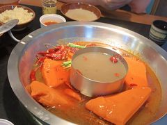 -王婆乔鲜鱼自助火锅(蜀汉路店)
