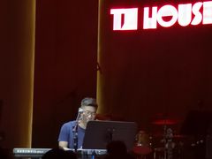 -TZ House音乐现场(来福士中心店)