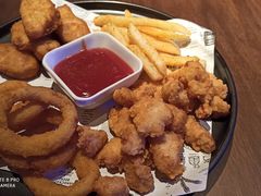 炸物拼盆-Ambra Haus琥珀屋精酿餐厅(宝山店)