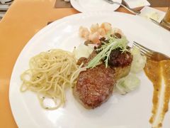 -红房子西菜馆(淮海中路店)