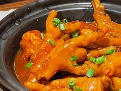 猪蹄凤爪煲-恭喜上堓砂锅焗·海鲜大排档(闵行龙湖店)