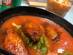 番茄汤底鸡翼出前一丁-华嫂冰室(尖沙咀店)