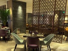 -丽都皇冠假日酒店·Matrix亦餐厅(望京店)