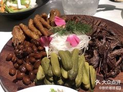 -龙咏记四季家福烤鸭中餐厅(滨湖店)