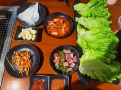 -肉甲韩国木炭烤肉(新壹街1店)