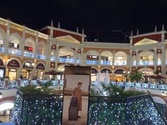 -佛罗伦萨小镇广佛名品奥特莱斯(疏港路店)