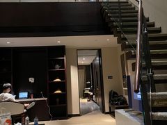 -深圳隐秀山居酒店
