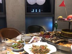 -日进一片海.生腌海鲜火锅.宵夜烧烤(三里屯总店)