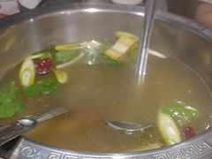 -乡土黄·鲜牛肉火锅·小龙虾(兴业街店)
