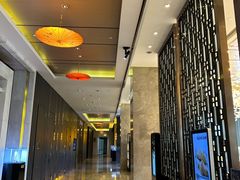-大中华希尔顿酒店-念自助餐·嗨啤·小龙虾