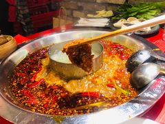 -谭鸭血老火锅(娄星区长青街店)