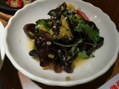 橄榄油野生小木耳-花椒笑成都小馆(百脑汇店)