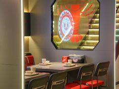 -龙巢盱眙龙虾·牛蛙·烧烤宵夜(八卦岭店)