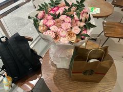 -星巴克(西安机场1店T3到达店)