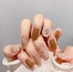 -Pink You美甲洗眉纹绣定制中心