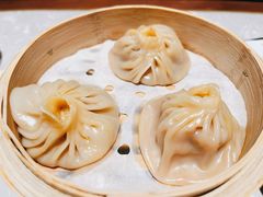蟹粉汤包-松鹤面馆·古法焖肉面(观前店)