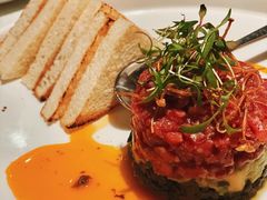 牛肉塔塔配牛油果黑橄榄酱-Solo(衡山路店)