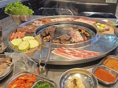 -哈哈碳都·牛肋条无限自助烤肉(台江万达店)