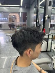 -藤野造型烫发染发