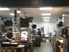 -麦当劳(伟城广场店)