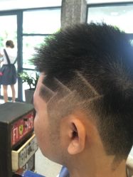 -PE SALON