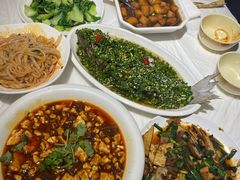 -华光驿站私房菜·黑金冠