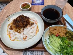 -小满手工粉(杭州滨江龙湖店)