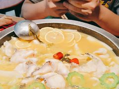 -山城外·非遗酸菜鱼(蜀都万达店)