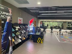 -英派斯健身旗舰店(海信国际中心馆)