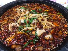 肥肠鱼-烧哥美蛙肥肠鱼火锅·十五年社区店