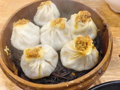 蟹黄小笼汤包-常鲜德乐购迎桂馒头店(麻巷公寓店)